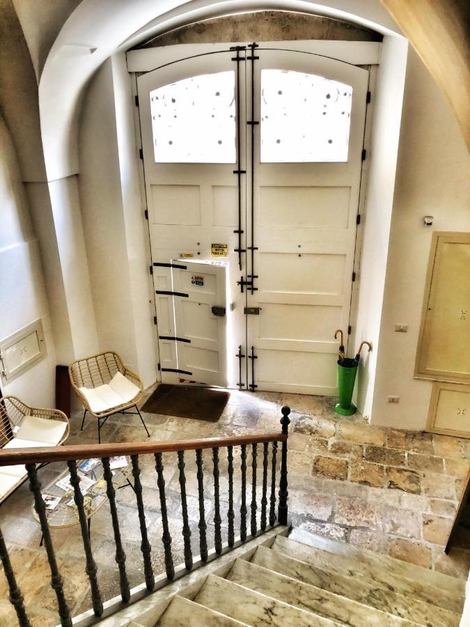 Bed and Breakfast Palazzo Salia à Lecce Extérieur photo