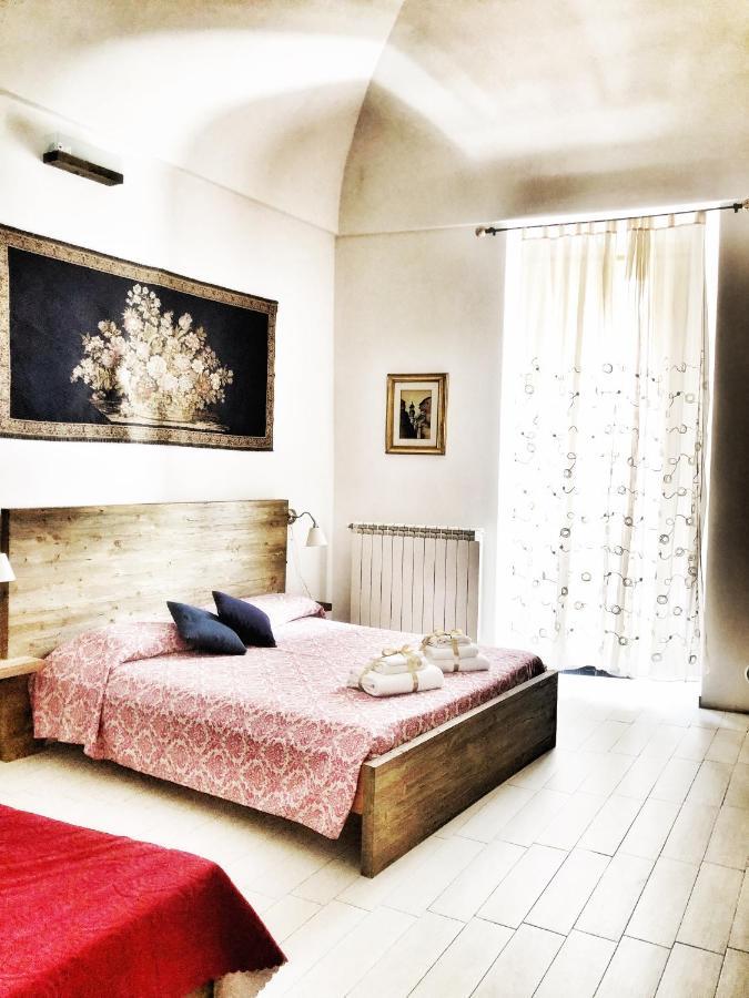 Bed and Breakfast Palazzo Salia à Lecce Extérieur photo